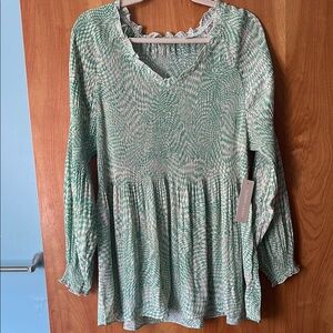 Green Patterned Women's Top